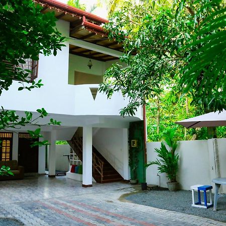 Eden Villa Hikkaduwa Exterior foto